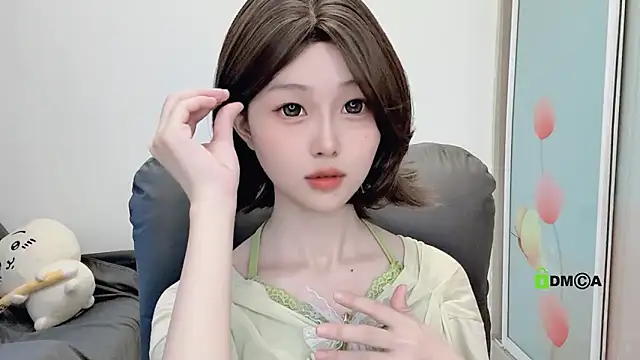 gummy-candy online show from October 17, 2025, 2:26 am