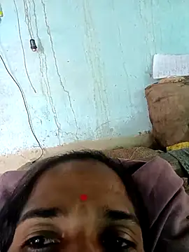 Snapshot of Hot-honi chatting on September 23, 2025, 7:59 am Hot-honi online show from September 23, 2025, 7:59 am