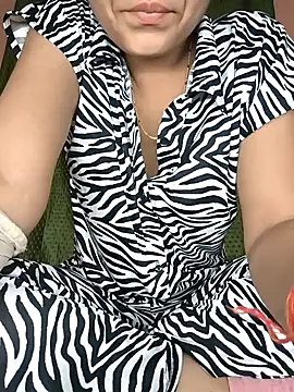 Hott Archana online show from November 20, 2025, 11:58 pm