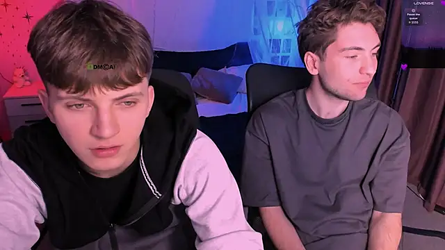 Snapshot of travis_wolf_ chatting on December 17, 2025, 8:58 pm travis wolf online show from December 17, 2025, 8:58 pm