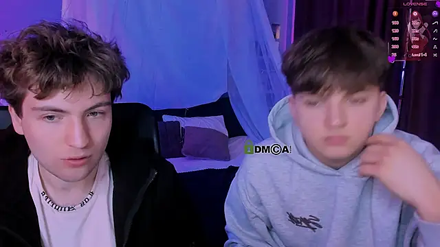 travis wolf  online show from April 23, 2026, 8:43 am