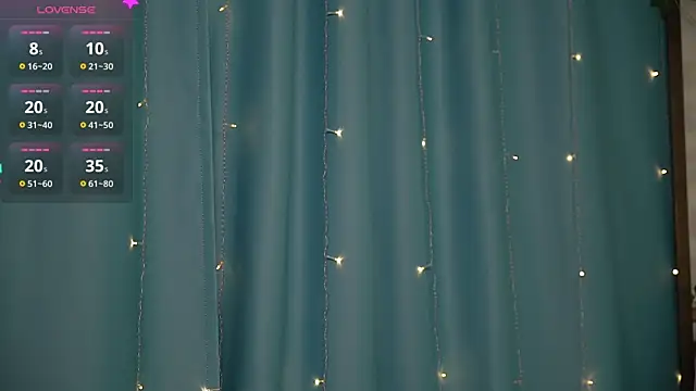 Snapshot of Ruminelle chatting on October 10, 2025, 1:23 pm Ruminelle online show from October 10, 2025, 1:23 pm