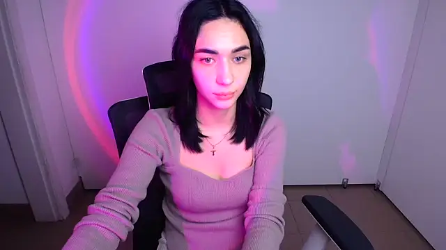 Bella Night4 online show from October 11, 2025, 5:52 am