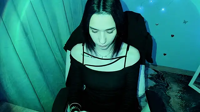 Bella Night4 online show from December 15, 2025, 7:47 am