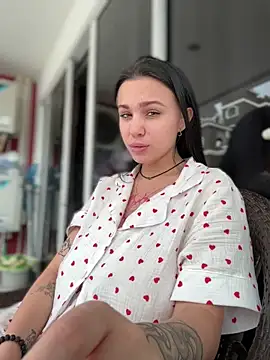 Snapshot of VendiMur chatting on November 19, 2025, 2:11 am VendiMur online show from November 19, 2025, 2:11 am