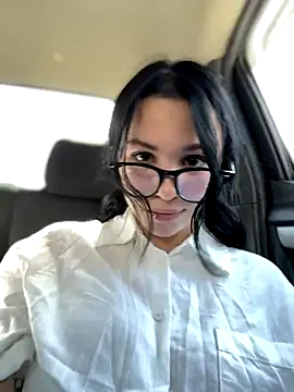 Snapshot of VendiMur chatting on November 14, 2025, 4:05 am VendiMur online show from November 14, 2025, 4:05 am