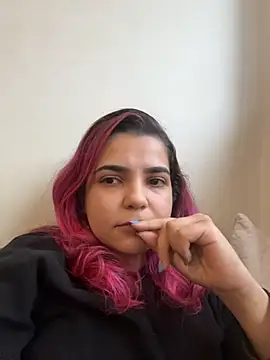 Snapshot of bruninhapt chatting on December 5, 2025, 4:27 pm bruninhapt online show from December 5, 2025, 4:27 pm