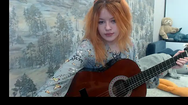   Elina   online show from December 2, 2025, 6:37 am