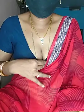 Snapshot of SindhuHappy chatting on June 6, 2026, 11:32 pm SindhuHappy online show from June 6, 2026, 11:32 pm