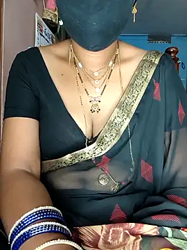 Snapshot of SindhuHappy chatting on April 29, 2026, 11:44 pm SindhuHappy online show from April 29, 2026, 11:44 pm