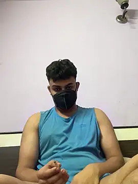 Snapshot of playboyxxx1905 chatting on November 3, 2025, 9:46 am playboyxxx1905 online show from November 3, 2025, 9:46 am