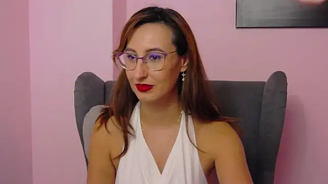 Snapshot of LysAd chatting on October 7, 2025, 3:46 pm LysAd online show from October 7, 2025, 3:46 pm