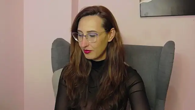 Snapshot of LysAd chatting on December 17, 2025, 4:34 pm LysAd online show from December 17, 2025, 4:34 pm