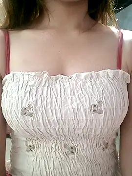 mymy06 online show from May 4, 2026, 12:36 am