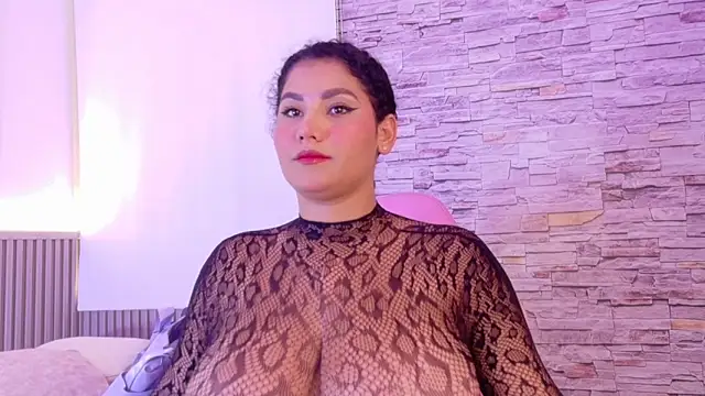 Snapshot of liz_monserrat_1 chatting on May 12, 2026, 7:53 pm liz monserrat 1 online show from May 12, 2026, 7:53 pm