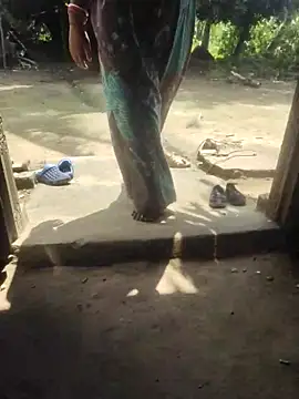 Snapshot of poojasexygirl2007 chatting on October 4, 2025, 7:10 am poojasexygirl2007 online show from October 4, 2025, 7:10 am