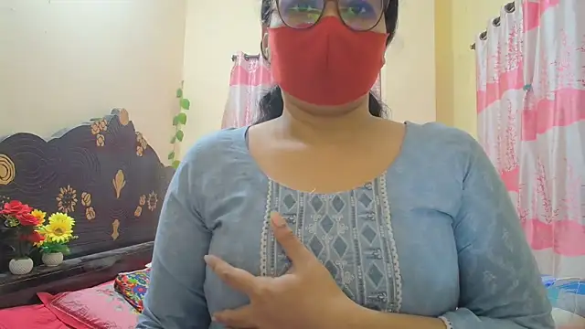 Elena cruz5 online show from February 10, 2026, 3:22 pm