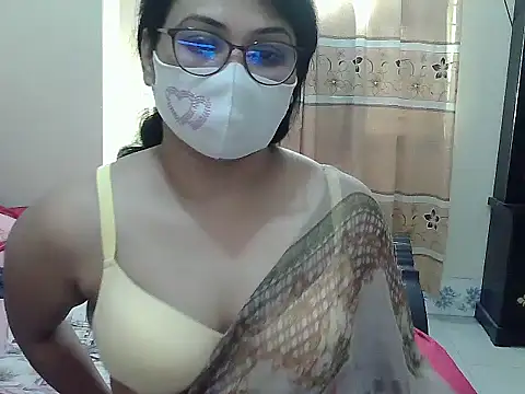 Elena cruz5 online show from November 15, 2025, 5:11 am