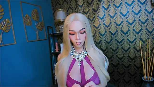 Snapshot of BelindaAbundance chatting on November 26, 2025, 3:12 pm BelindaAbundance online show from November 26, 2025, 3:12 pm