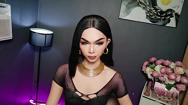 Snapshot of BelindaAbundance chatting on November 22, 2025, 1:32 pm BelindaAbundance online show from November 22, 2025, 1:32 pm