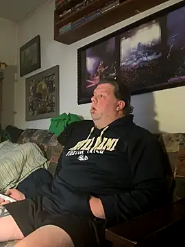 Stephanie1984 online show from December 1, 2025, 3:29 am