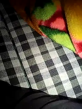 sexy  girls98 online show from November 18, 2025, 8:34 pm