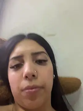 lulizoee online show from October 3, 2025, 6:20 pm