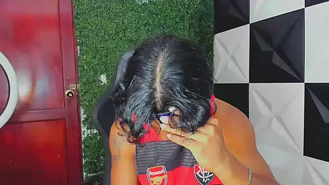 bull cam online show from September 29, 2025, 5:40 pm