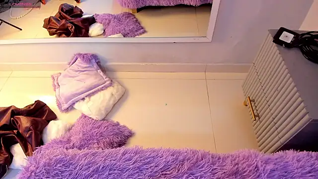 Mia Valentine  online show from March 7, 2026, 7:19 pm