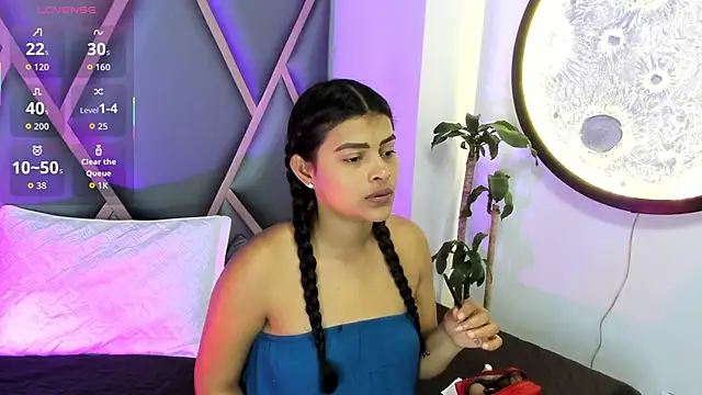 Snapshot of Miaa_Rosse chatting on November 19, 2025, 11:43 am Miaa Rosse online show from November 19, 2025, 11:43 am