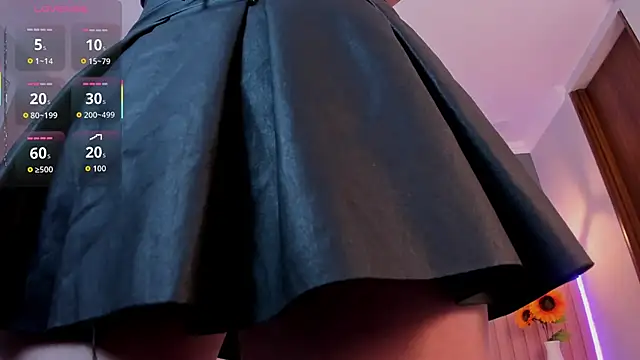 Nina Ford online show from December 2, 2025, 3:19 am