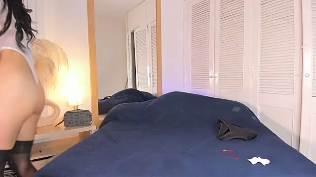 ALICESANDOVAL online show from February 13, 2026, 11:54 am