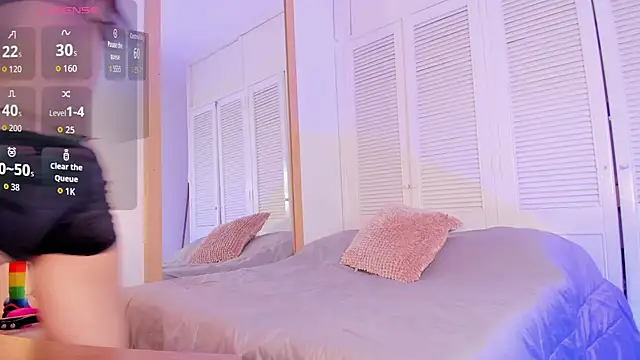 ALICESANDOVAL online show from March 3, 2026, 11:50 am