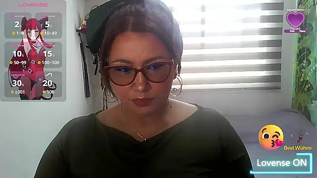 Snapshot of Vesper_Vixen chatting on October 19, 2025, 2:20 pm Vesper Vixen online show from October 19, 2025, 2:20 pm