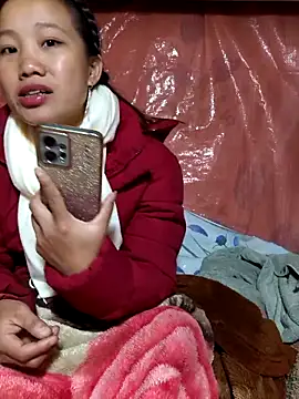 liu-liusexy online show from November 5, 2025, 3:53 am