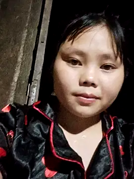 Snapshot of omiu-baby chatting on May 15, 2026, 12:58 pm omiu-baby online show from May 15, 2026, 12:58 pm