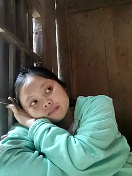 omiu-baby online show from February 17, 2026, 3:37 am