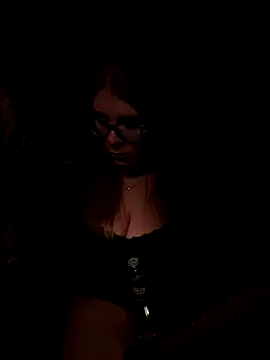 Snapshot of adventuresinsky chatting on September 24, 2025, 5:36 am adventuresinsky online show from September 24, 2025, 5:36 am