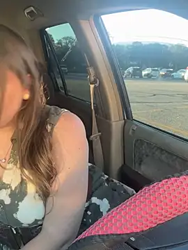 Snapshot of adventuresinsky chatting on October 16, 2025, 9:12 pm adventuresinsky online show from October 16, 2025, 9:12 pm