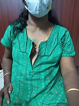 Snapshot of umashreetamil chatting on May 28, 2026, 5:19 pm umashreetamil online show from May 28, 2026, 5:19 pm