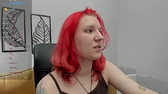 Snapshot of Hailey_Foxy chatting on April 13, 2026, 11:25 am Hailey Foxy online show from April 13, 2026, 11:25 am
