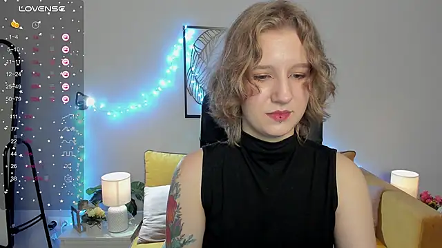 Snapshot of Hailey_Foxy chatting on September 28, 2025, 8:54 am Hailey Foxy online show from September 28, 2025, 8:54 am