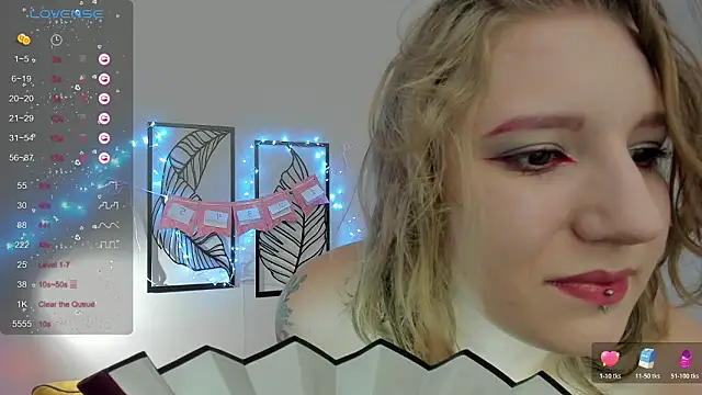 Snapshot of Hailey_Foxy chatting on February 5, 2026, 12:01 pm Hailey Foxy online show from February 5, 2026, 12:01 pm