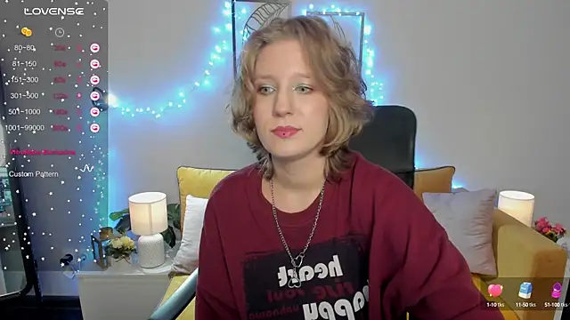 Snapshot of Hailey_Foxy chatting on October 3, 2025, 8:38 am Hailey Foxy online show from October 3, 2025, 8:38 am