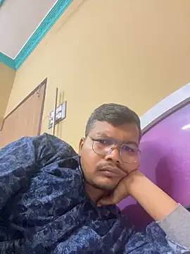 Snapshot of kunwarahuji chatting on November 28, 2025, 9:37 pm kunwarahuji online show from November 28, 2025, 9:37 pm