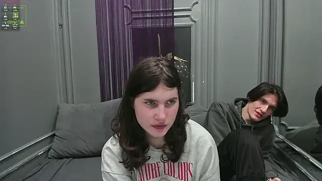 ViviaraNGendy online show from October 31, 2025, 3:41 pm