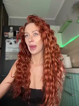 LittleFox    online show from February 3, 2026, 6:40 am