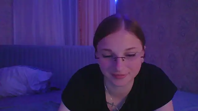 Snapshot of Star_Girlish chatting on November 12, 2025, 9:40 pm Star Girlish online show from November 12, 2025, 9:40 pm