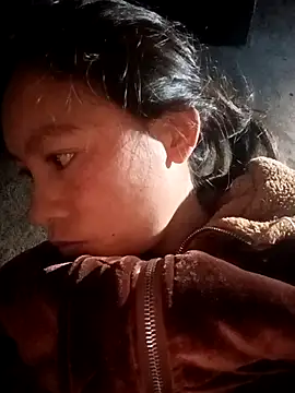 simi-lucy online show from January 7, 2026, 11:32 pm