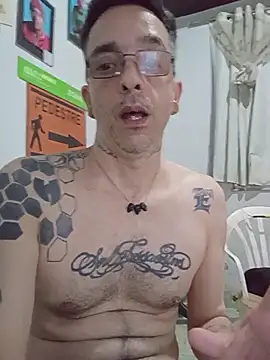 dinho carioca online show from November 15, 2025, 5:17 pm